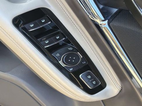 Used 2020 Lincoln Corsair Reserve AWD/4WD image 18