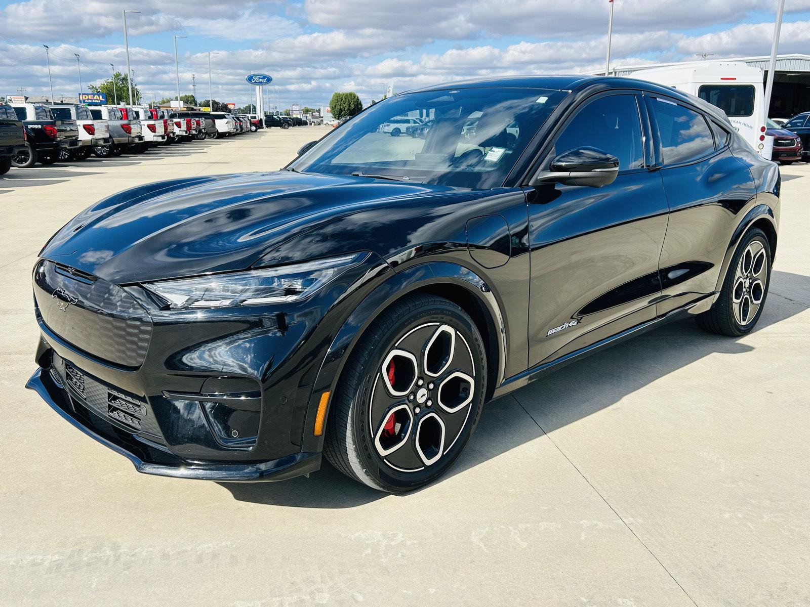 Used 2021 Ford Mustang Mach-E GT AWD/4WD image 34