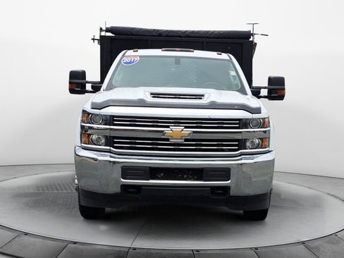 Used 2017 Chevrolet Silverado 3500 W/T w/ WT Convenience Package image 2