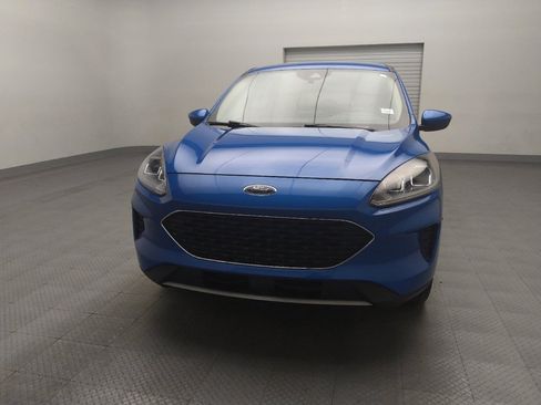 Used 2020 Ford Escape SE image 15