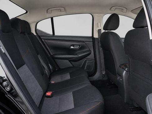 Used 2020 Nissan Sentra SR w/ Electronics Package FWD image 14