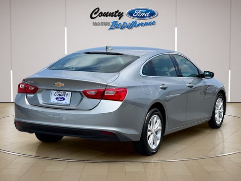 Used 2024 Chevrolet Malibu LT FWD image 7