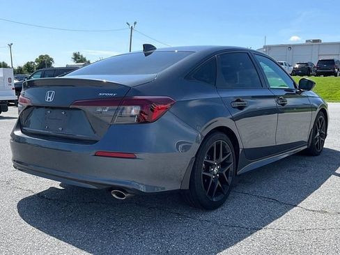 Used 2025 Honda Civic Sport image 5