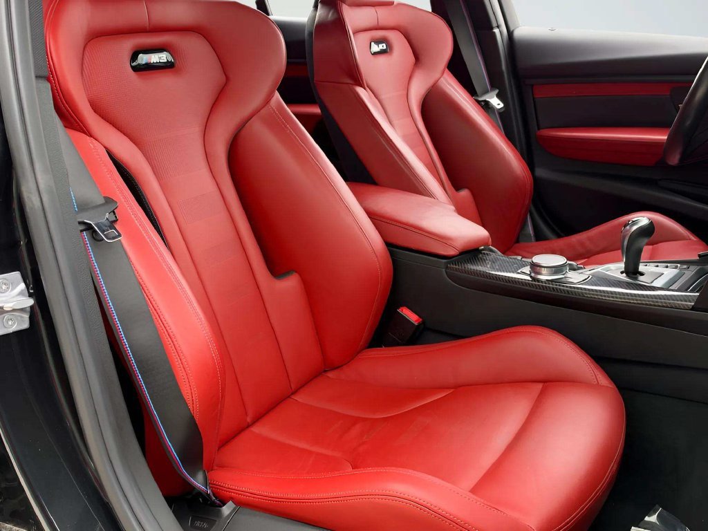 Used 2018 BMW M3 RWD image 10