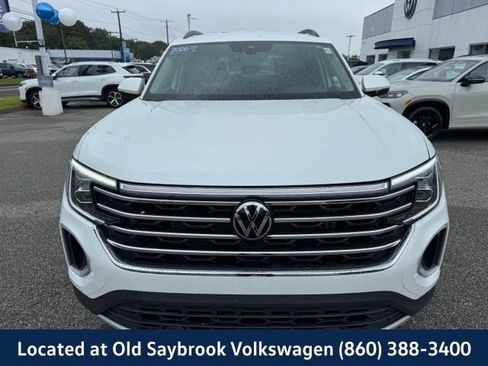 Certified 2026 Volkswagen Atlas SE AWD/4WD image 2
