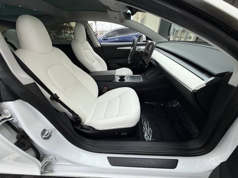 Used 2023 Tesla Model 3 Standard Range RWD image 29