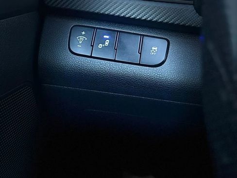 Used 2018 Hyundai Elantra Sport w/ Sport Premium Package 03 FWD image 37