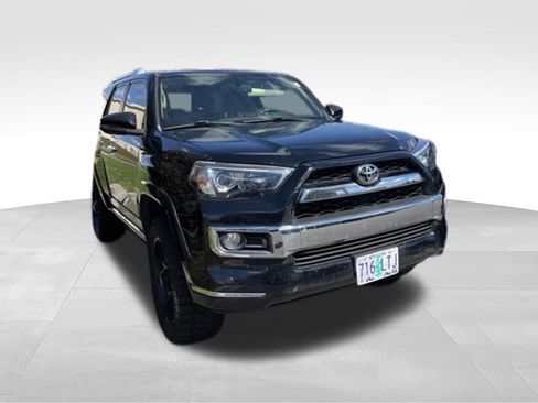 Used 2016 Toyota 4Runner Limited AWD/4WD image 3