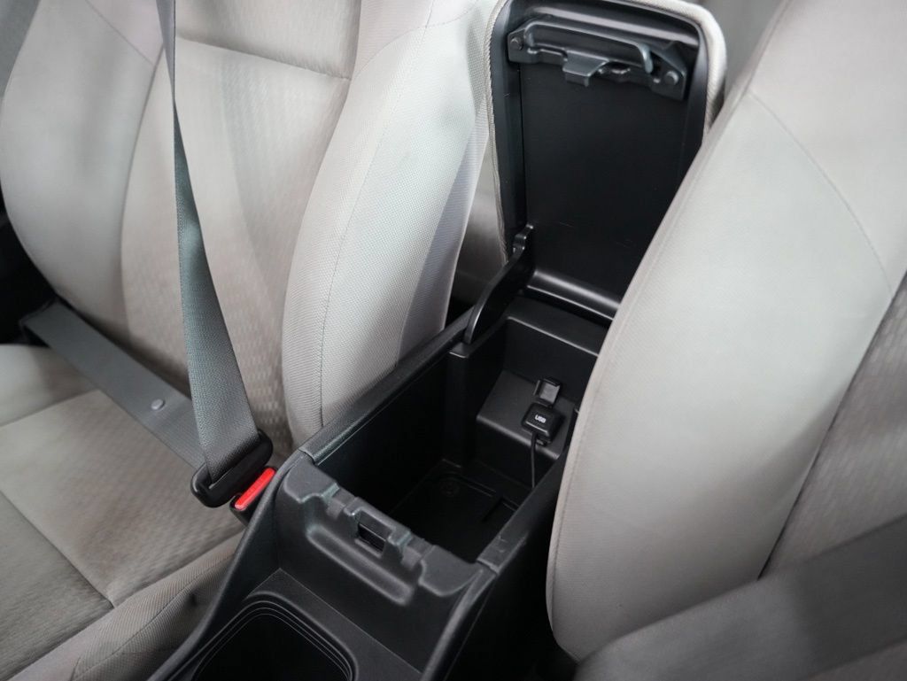 Used 2015 Honda Civic LX image 29