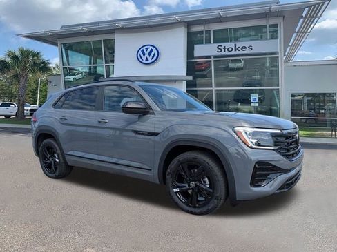 New 2026 Volkswagen Atlas Cross Sport SEL R-Line AWD/4WD image 2