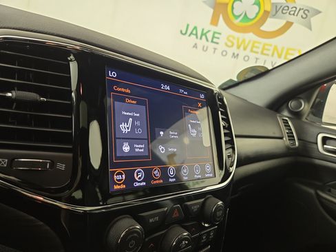 Certified 2020 Jeep Grand Cherokee Altitude AWD/4WD image 26