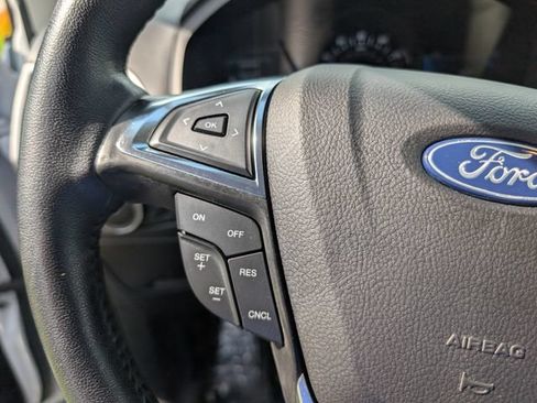 Used 2024 Ford Edge SEL AWD/4WD image 13