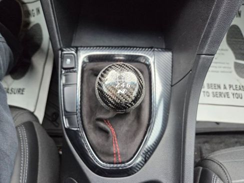 Used 2022 Hyundai Veloster N image 33