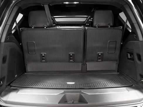 Used 2023 Cadillac Escalade Sport Platinum w/ LPO, ONYX Package image 44