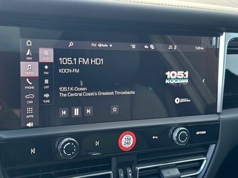 New 2025 Porsche Macan image 19