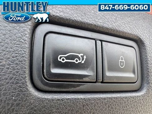 Used 2023 Genesis GV70 2.5T w/ Select Package AWD/4WD image 12