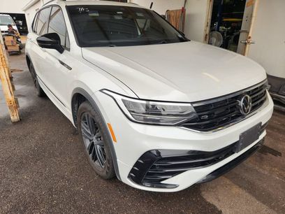 Used 2022 Volkswagen Tiguan SE R-Line