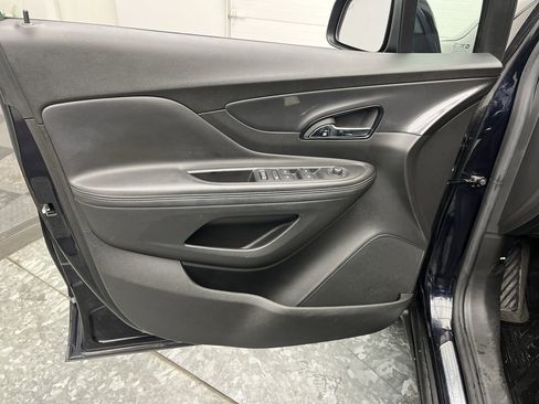 Certified 2022 Buick Encore Preferred w/ Safety Package image 7