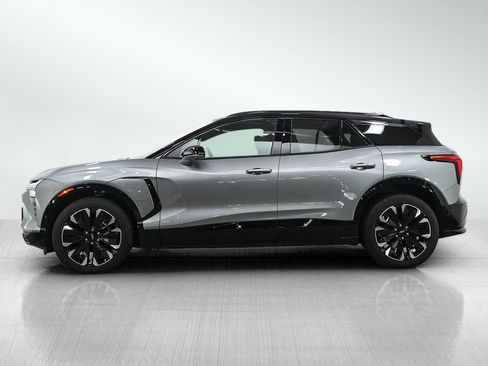 Used 2026 Chevrolet Blazer EV RS w/ Super Cruise Package AWD/4WD image 2