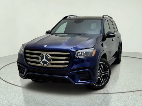 New 2026 Mercedes-Benz GLS 450 4MATIC image 2