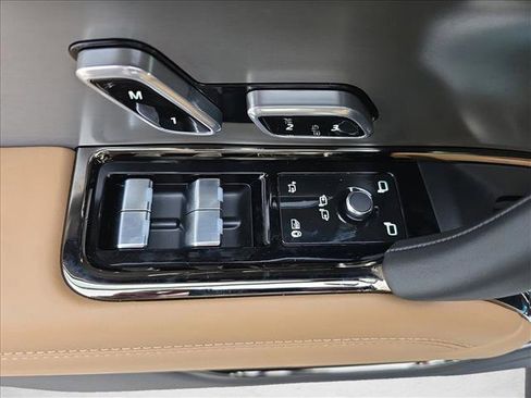 New 2026 Land Rover Range Rover Sport SE image 28