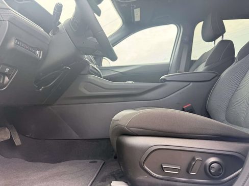 New 2026 Jeep Cherokee Laredo AWD/4WD image 17