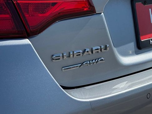 Used 2017 Subaru Legacy 2.5i Limited AWD/4WD image 23