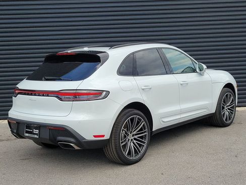 New 2026 Porsche Macan image 7