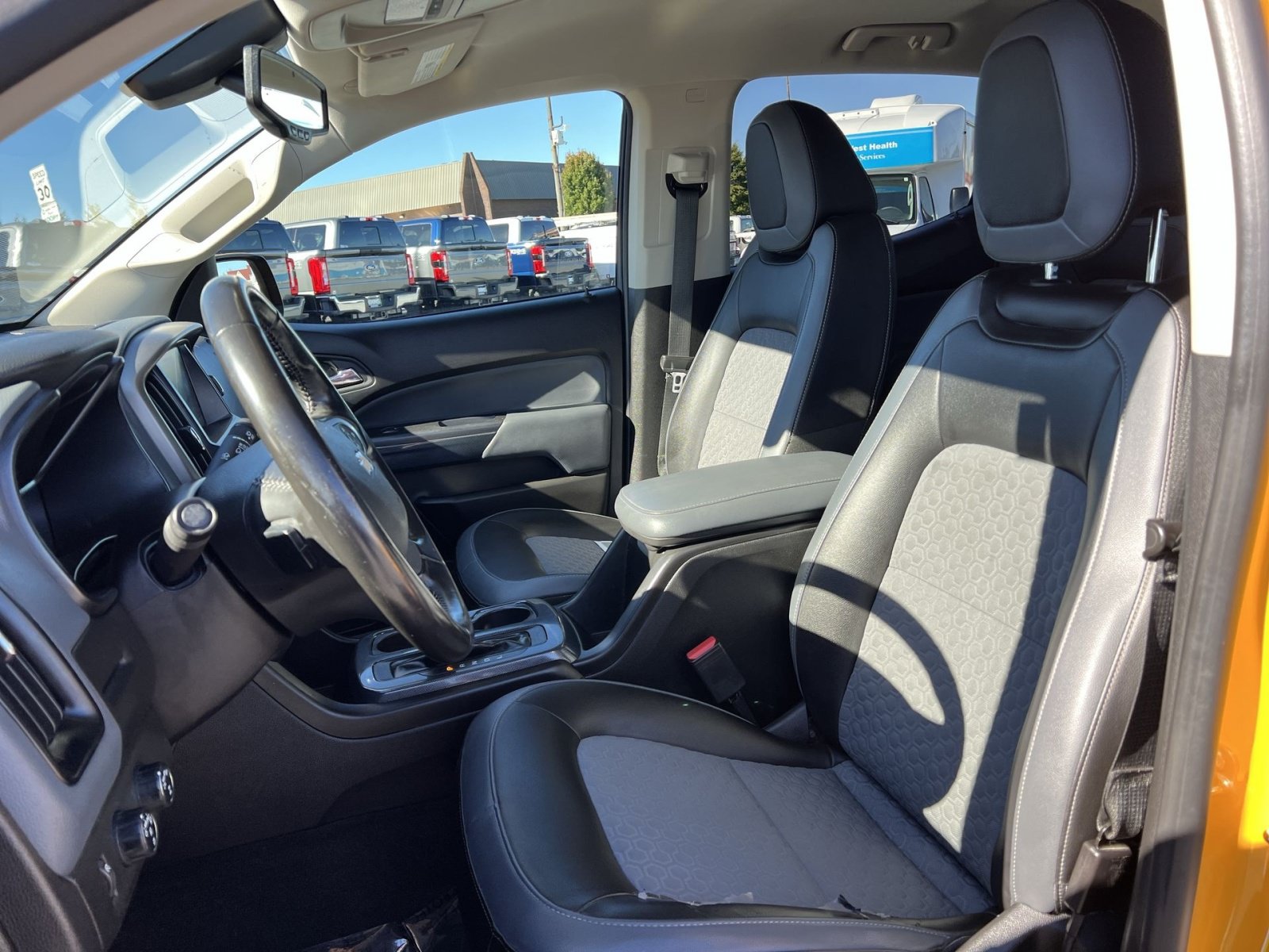 Used 2018 Chevrolet Colorado Z71 AWD/4WD image 13