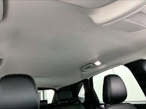 Used 2024 Ford Escape Platinum AWD/4WD image 34