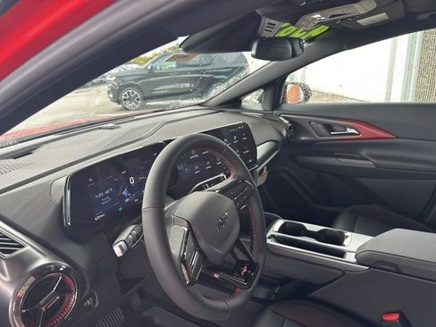 New 2026 Chevrolet Equinox EV RS image 13