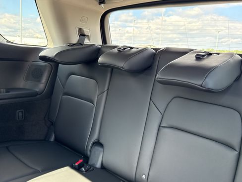 New 2026 Nissan Pathfinder Platinum AWD/4WD image 36