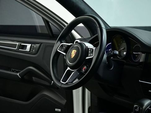 Used 2021 Porsche Cayenne GTS image 72