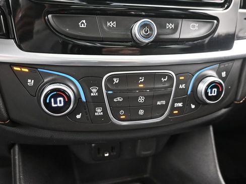Used 2019 Chevrolet Traverse Premier w/ Redline Edition AWD/4WD image 21
