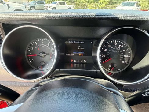 Used 2020 Ford Mustang Premium RWD image 17