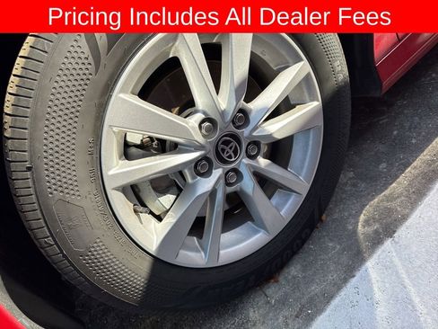 Used 2025 Toyota Camry LE FWD image 10