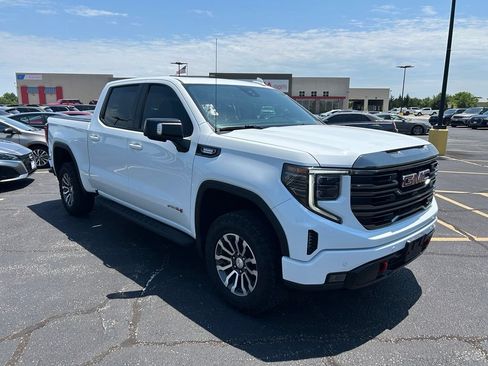 Used 2023 GMC Sierra 1500 AT4 w/ AT4 Premium Package AWD/4WD image 1