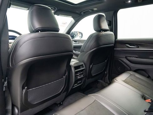 New 2026 Jeep Grand Cherokee 4WD image 28