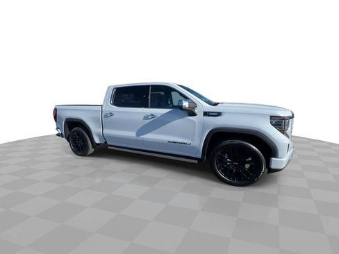 New 2026 GMC Sierra 1500 Denali w/ Denali Reserve Package AWD/4WD image 9