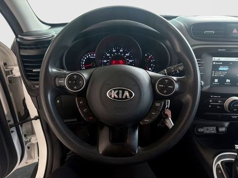 Used 2019 Kia Soul w/ Convenience Package FWD image 18