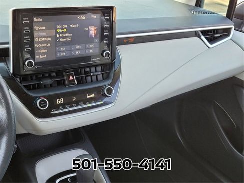 Used 2021 Toyota Corolla LE image 24