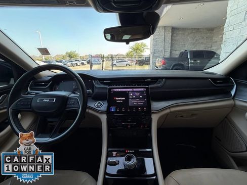 Used 2021 Jeep Grand Cherokee L Limited AWD/4WD image 27