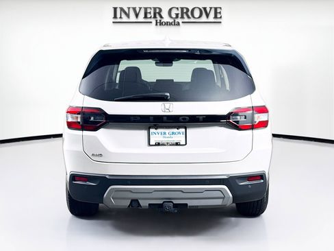 Certified 2025 Honda Pilot EX-L image 6