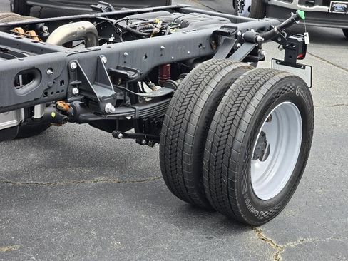 New 2026 Ford F450 XL w/ XL Chrome Package image 26