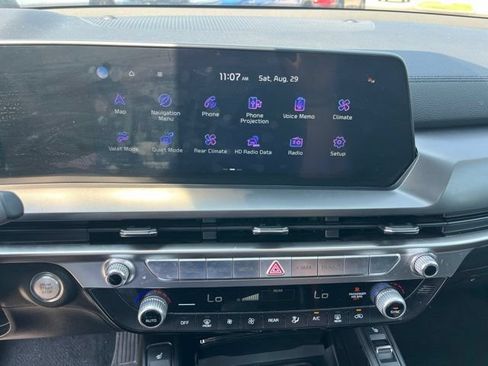 Used 2025 Kia Telluride S FWD image 19