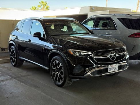 Used 2025 Mercedes-Benz GLC 350e 4MATIC w/ Driver Assistance Package image 1