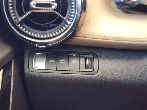 Used 2025 Chevrolet Equinox ACTIV AWD/4WD image 22