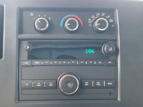 New 2025 Chevrolet Express 3500 w/ Power Convenience Package image 3