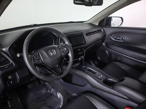 Used 2021 Honda HR-V EX-L image 27