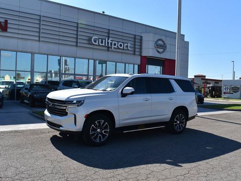 Used 2022 Chevrolet Tahoe LT RWD image 2